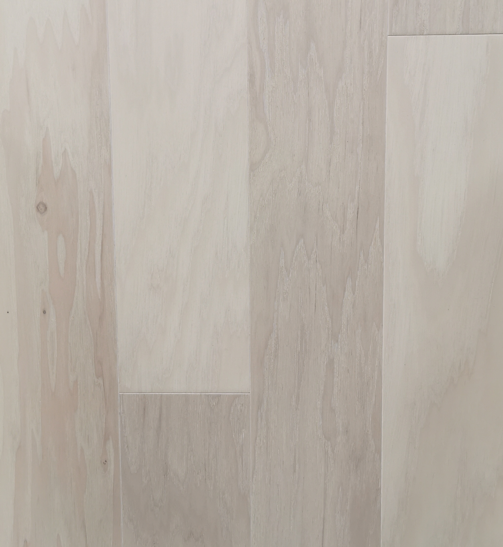 Cloud Dancer HK2107 Green Touch Flooring Click Engineered Hickory