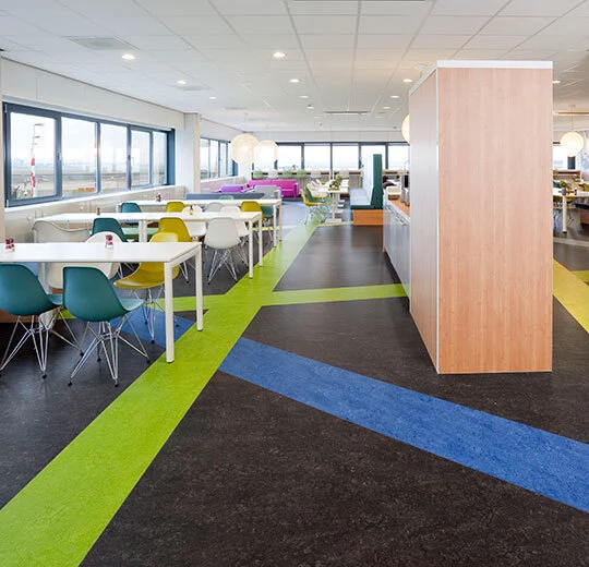 Forbo Marmoleum Marbled Fresco - 3247 Green