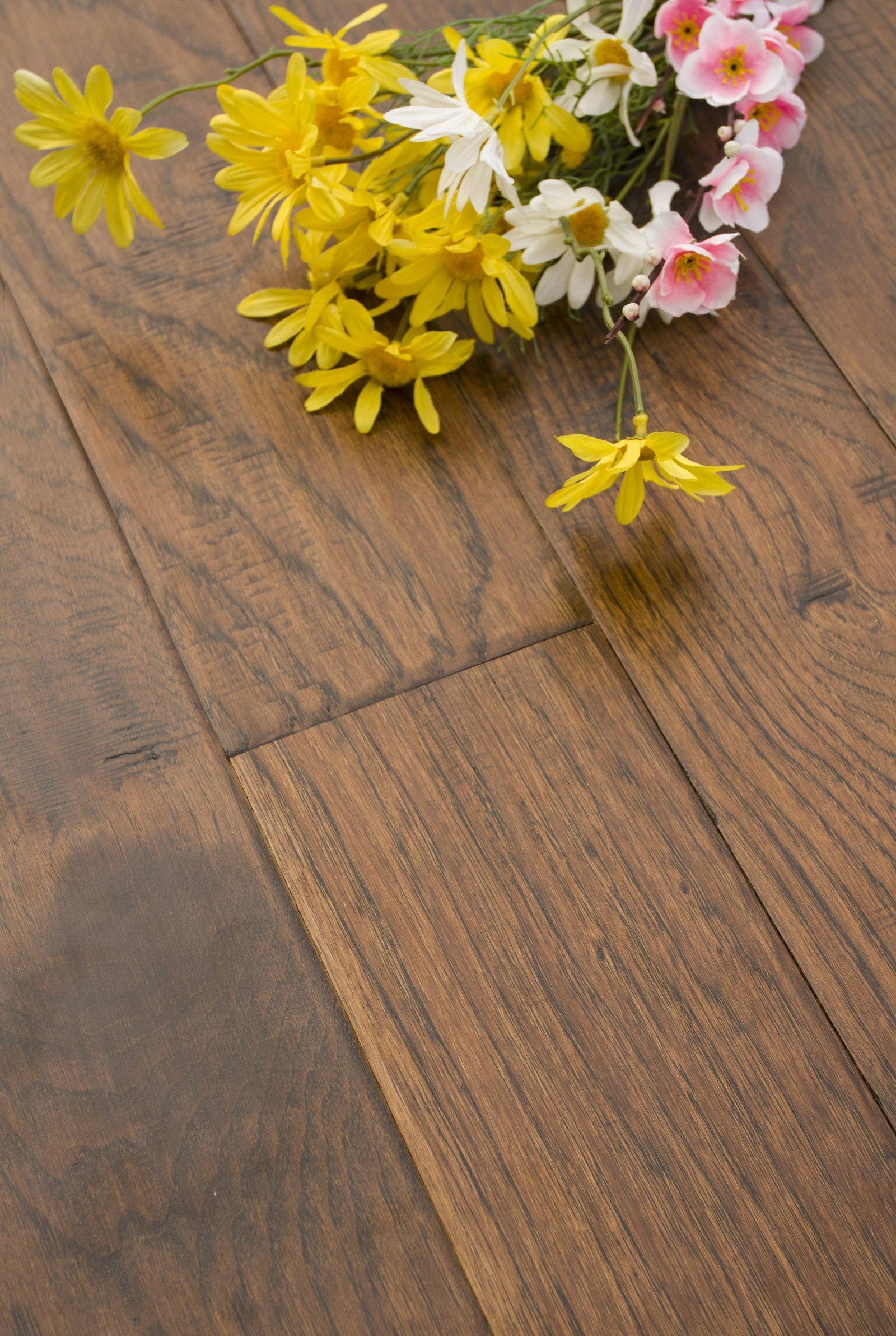 Omak HK2103 Green Touch Flooring Click Engineered Hickory - Image 2