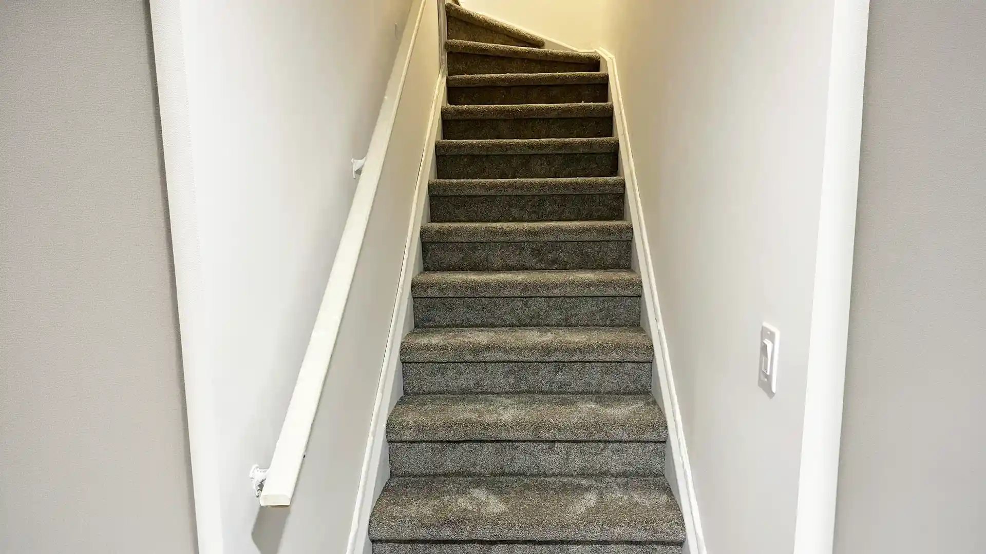 Residential Carpet Stair Installation