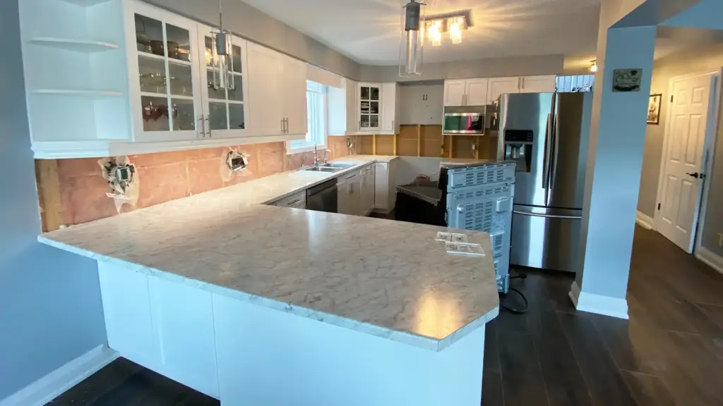 Modern Tile Backsplash Installation for a Residential Kitchen by Petun Flooring