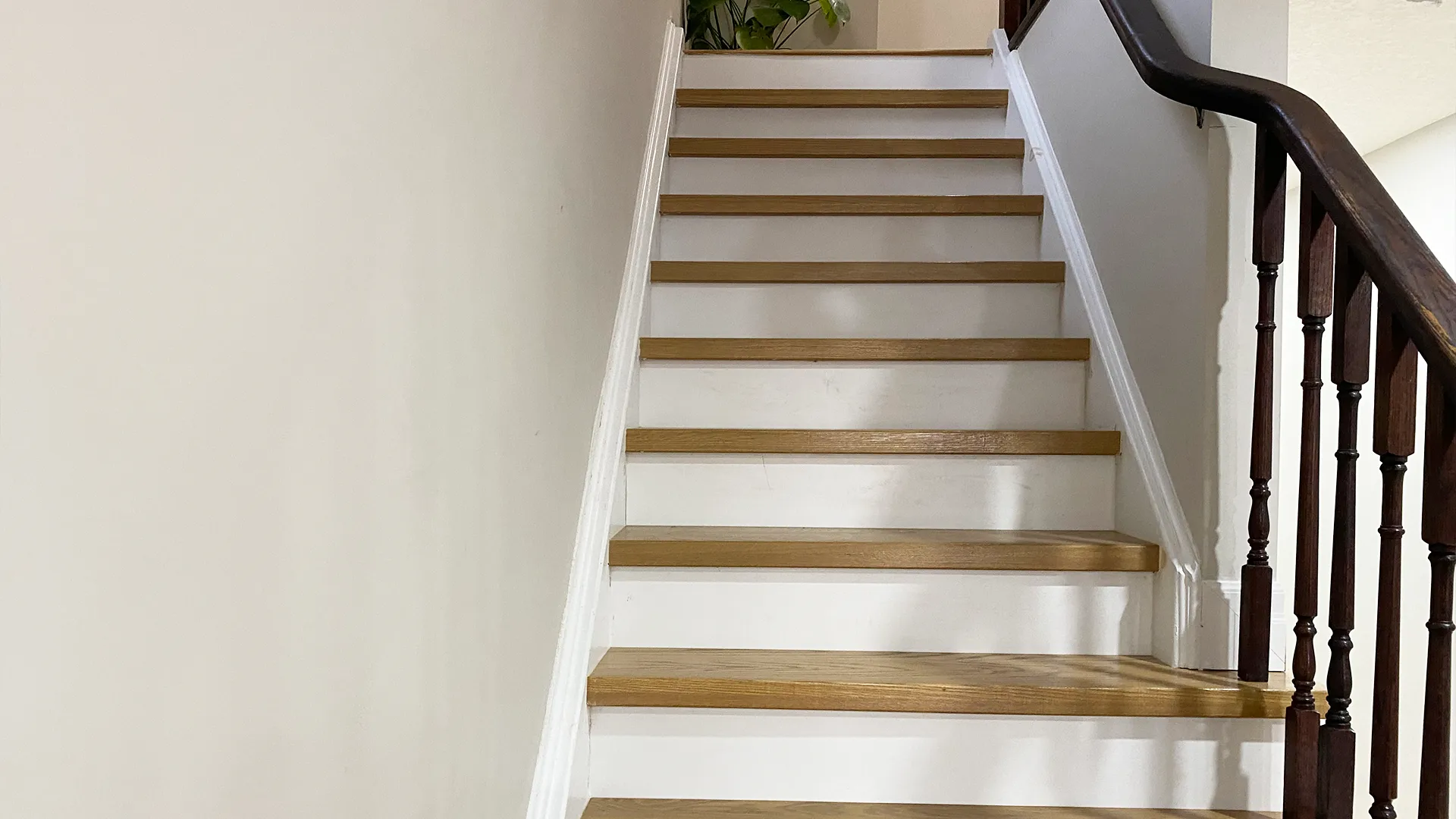 Laminate Flooring & Hardwood Stair Installation Residential Home